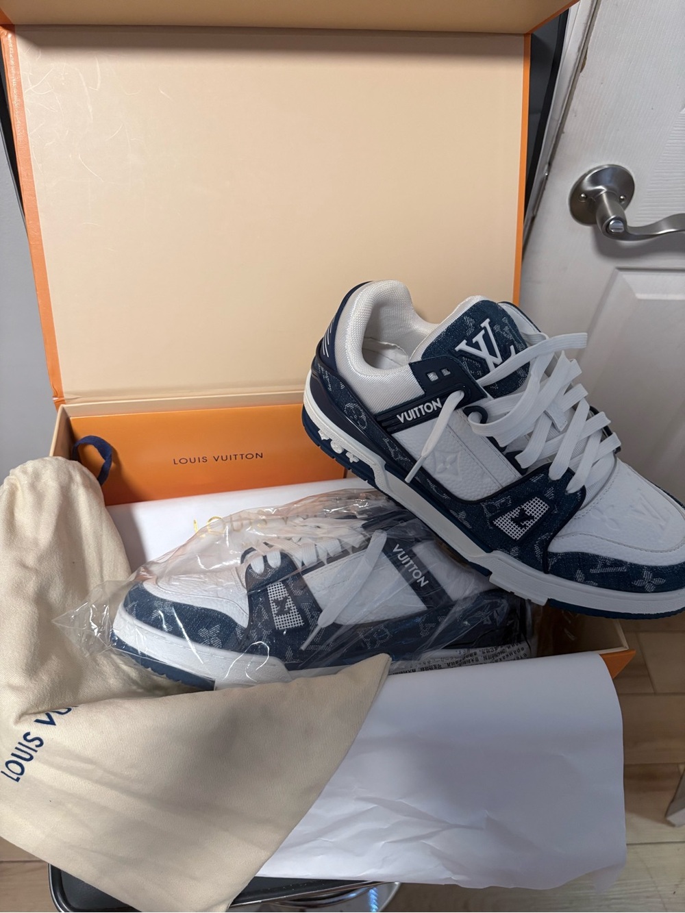 Louis Vuitton Men’s Low-Top Sneakers — White & Navy Monogram